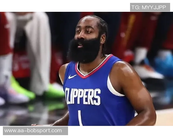 裁判报告确认哈登遭受犯规但球迷心中无奈与失望难以平复 裁判报告确认哈登遭受犯规但球迷心中无奈与失望难以平复