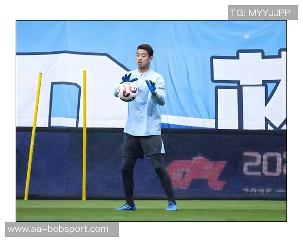 申花放走鲍亚雄无缘李昊引发连锁反应马镇或将接任门将位置