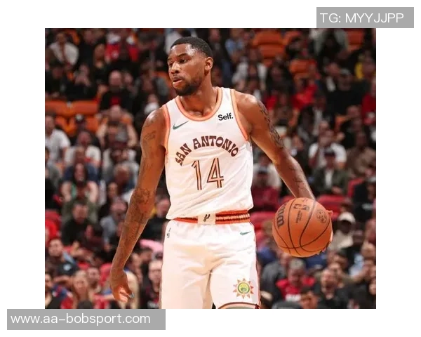 篮筐加盖瓦塞尔巴恩斯尚帕尼三人三分命中率低迷仅3中19投