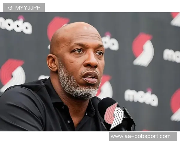 布莱克尼假球案同伙涉罗齐尔赌球与比卢普斯赌博丑闻揭秘