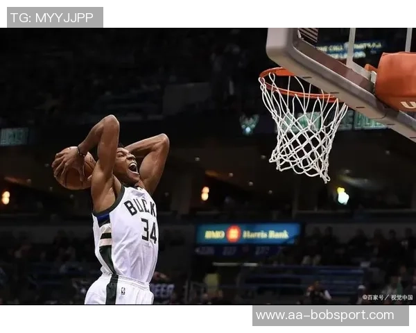 字母哥出手仅11次却贡献19分14篮板7助攻表现依旧抢眼