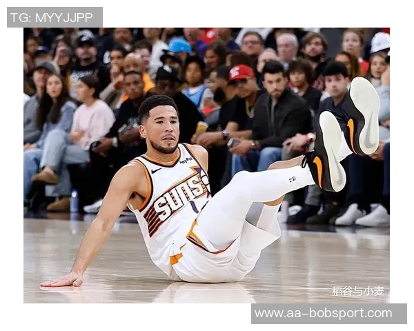 布克表现平平仅得18分正负值惨淡球队求胜欲望显不足